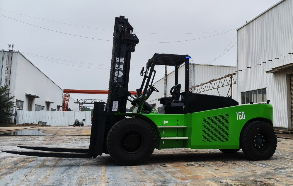 NEOlift electric large capacity forklift truck